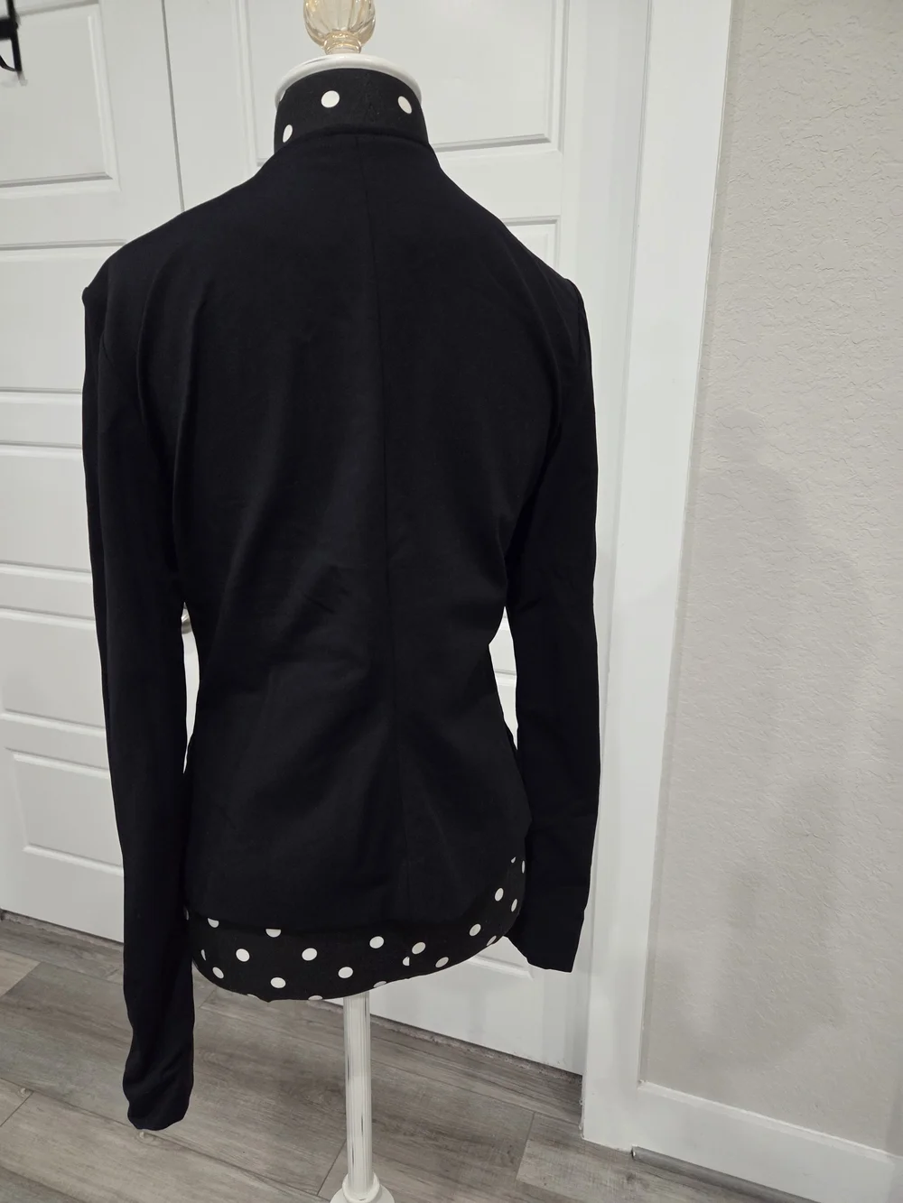 Helios & Luna contemporary black